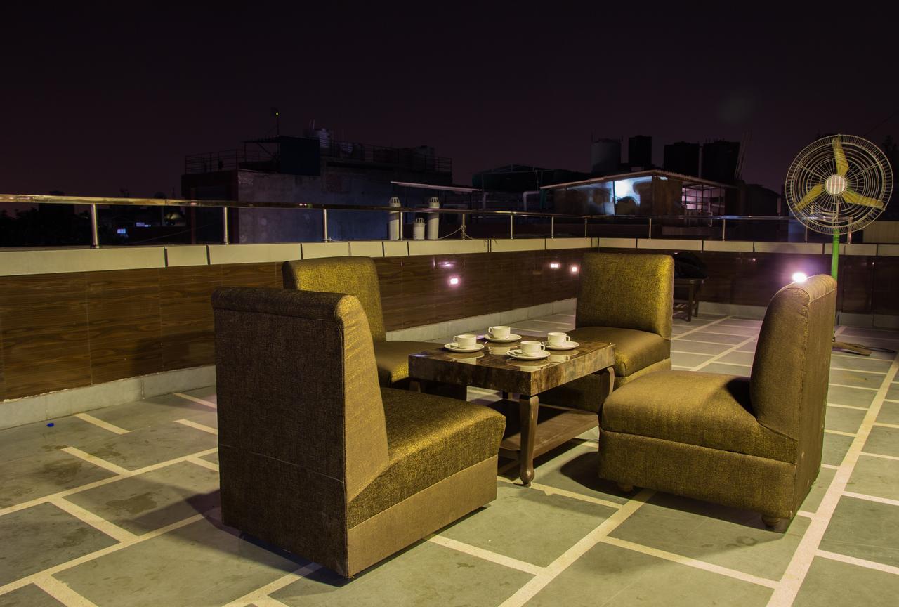 דלהי Hotel Pawan Plaza Near Sir Ganga Ram Hospital מראה חיצוני תמונה