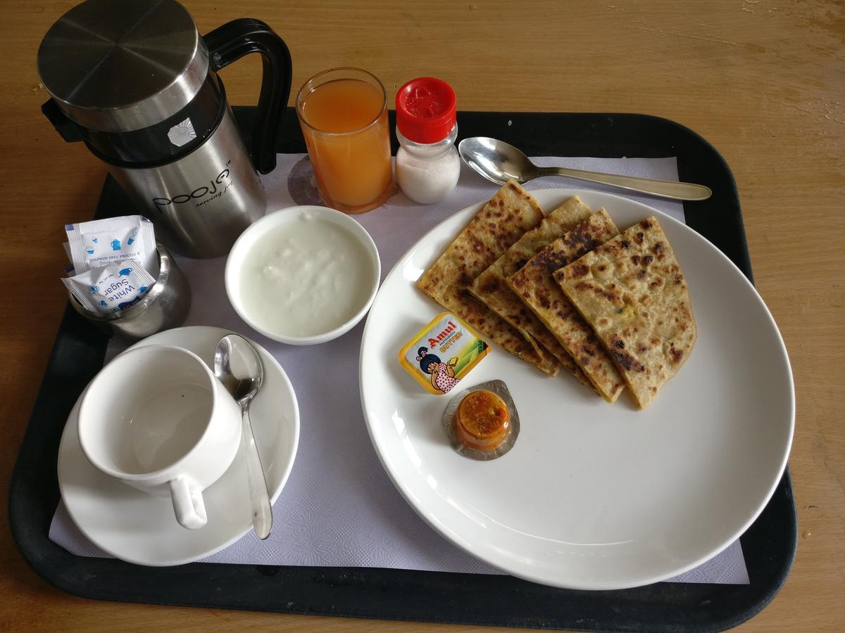 דלהי Hotel Pawan Plaza Near Sir Ganga Ram Hospital מראה חיצוני תמונה